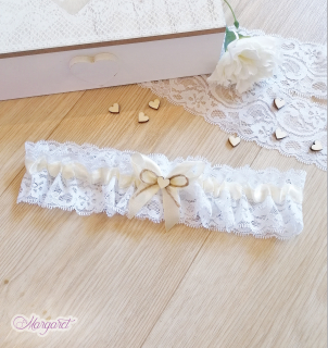 Svatební podvazek - Krémový s jutou a dřevěným srdíčkem